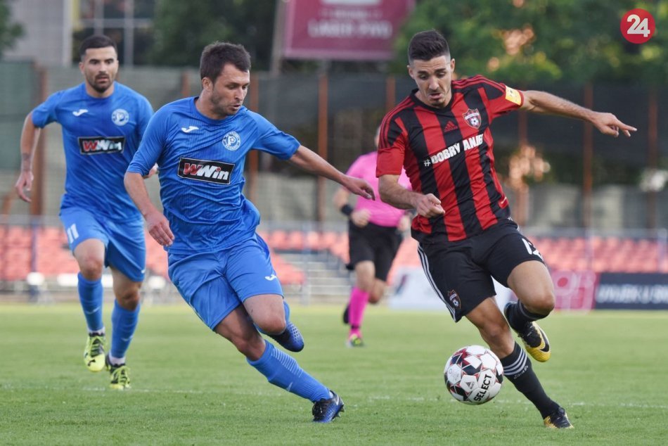 Ilustračný obrázok k článku Spartak v Bosne neuspel: Radnik Bijeljina vyhral o dva góly, FOTO