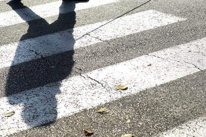 Ilustračný obrázok k článku Hrozivá nehoda v Košiciach: Auto zrazilo troch ľudí, z toho dve deti!