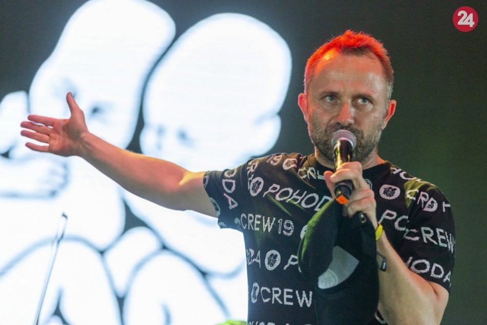 Ilustračný obrázok k článku Na trenčianskej Pohode sa pilo s rozumom: Alkohol nespôsobil problémy