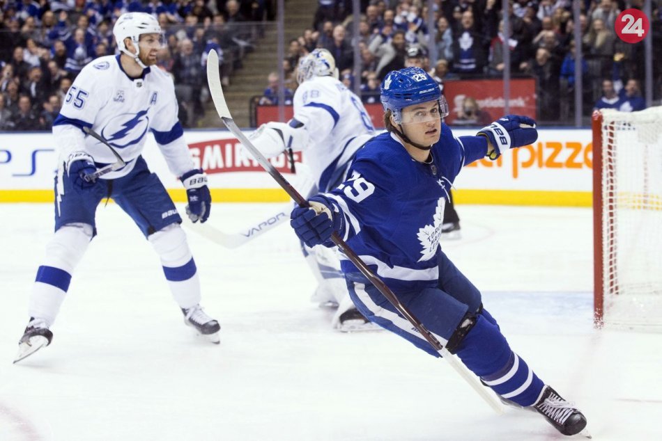 Ilustračný obrázok k článku Hokejista si pred sezónou v NHL zmenil číslo: Fanúšikom preplatí výmenu