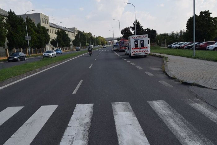 Ilustračný obrázok k článku Pri nehode v Nitre sa zranilo 6 ľudí: Polícia hľadá svedkov, FOTO