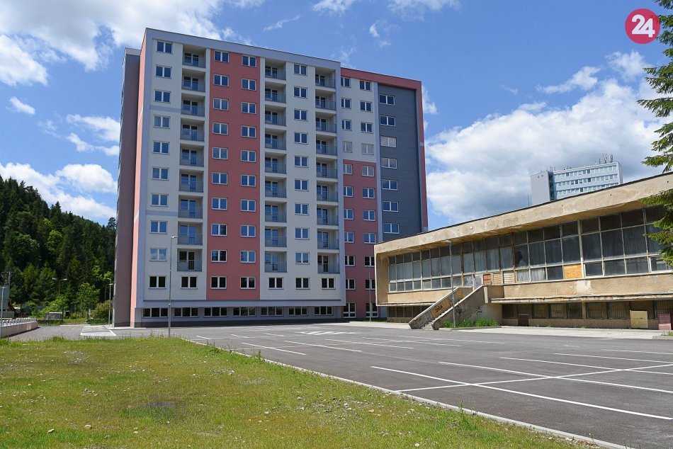 Ilustračný obrázok k článku Mesto Svit odkúpilo zrekonštruovanú bytovku: Nachádza sa v nej 84 nájomných bytov