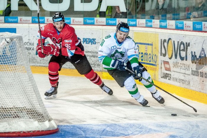 Ilustračný obrázok k článku Nové Zámky dajú šancu ďalším mladíkom: V klube pokračuje aj skúsený útočník