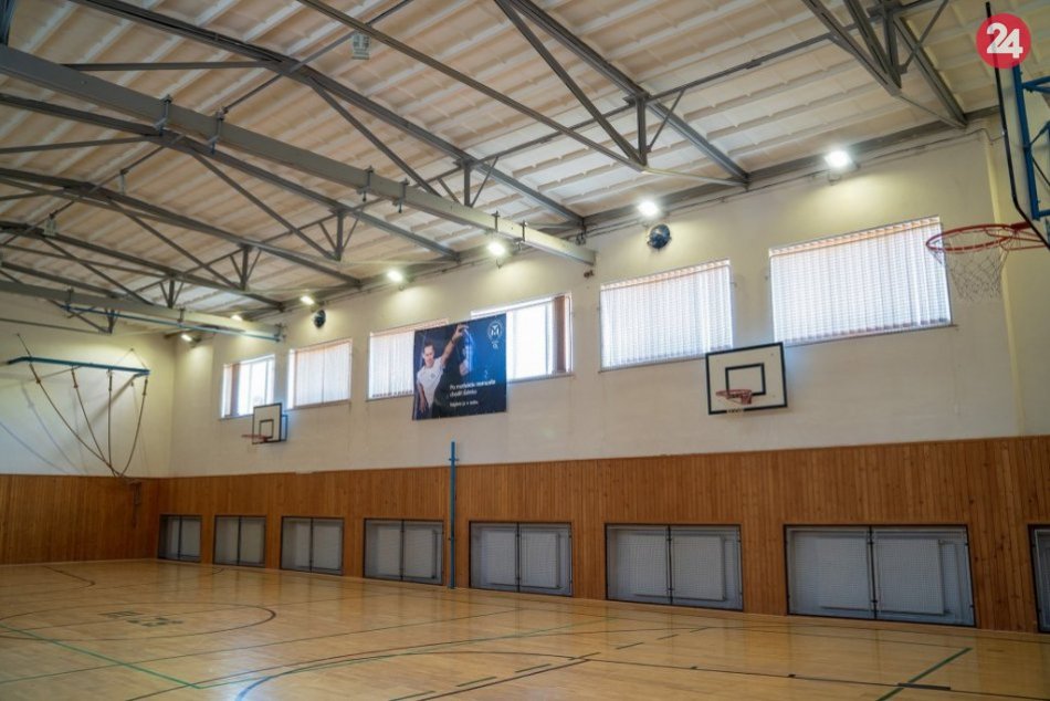 Ilustračný obrázok k článku Mesto pokračuje v modernizácii škôl: ZŠ Felcána sa teší z vynovenej telocvične