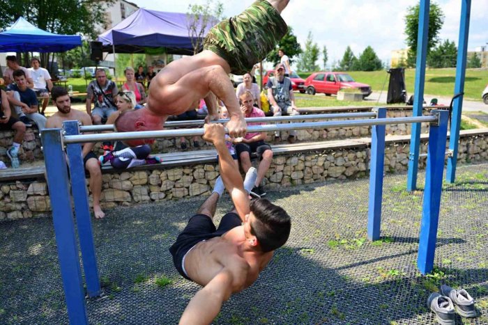 Ilustračný obrázok k článku Tipy na víkend: Breznianske námestie zažije párty v spojenú s mini pivným festivalom