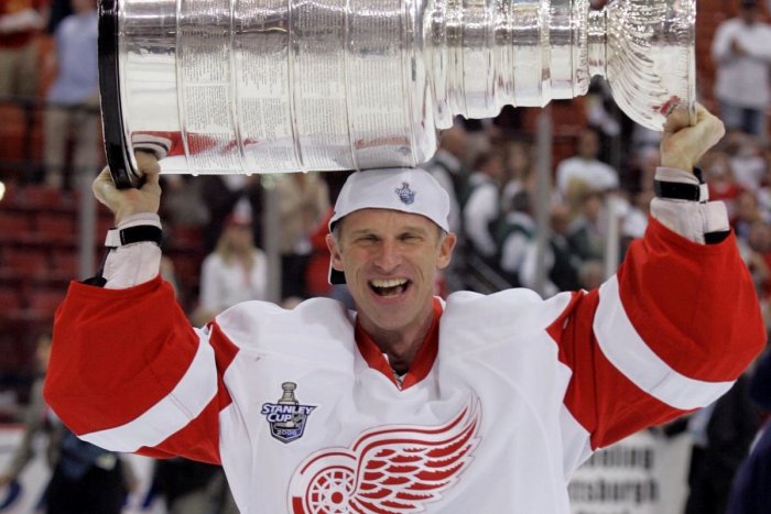 Ilustračný obrázok k článku Bývalá hokejová hviezda českým prezidentom? Dominik Hašej zváži svoju kandidatúru