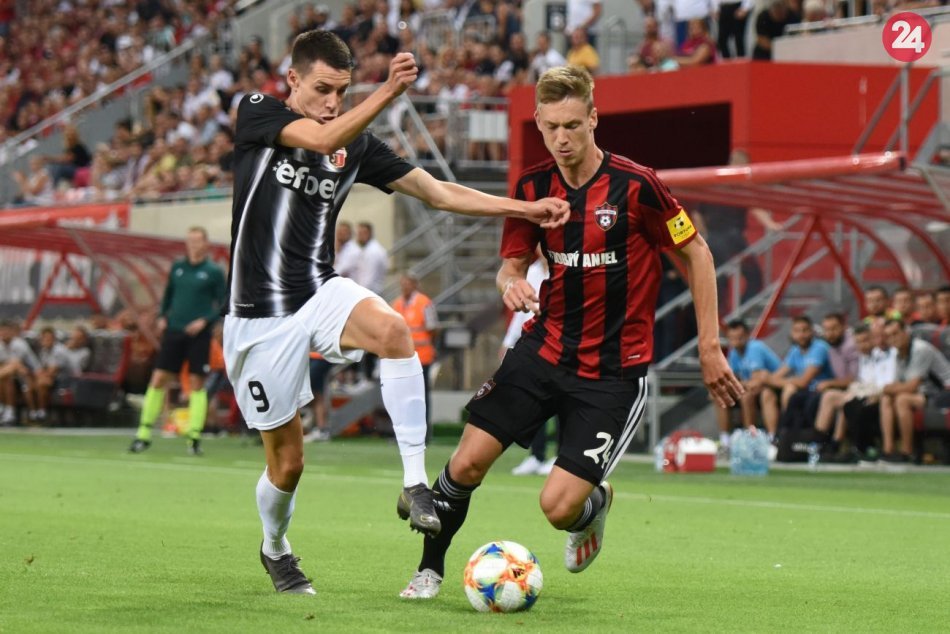 Ilustračný obrázok k článku Spartak Trnava sa lúči s futbalovou Európou: Víťazstvo 3:1 na postup nestačilo