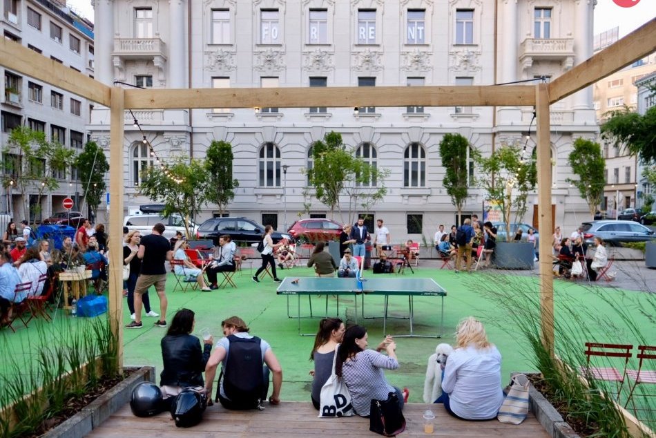 Ilustračný obrázok k článku Na Komenského námestí vznikne park. Poznáme architektov, ktorí premenia tento priestor