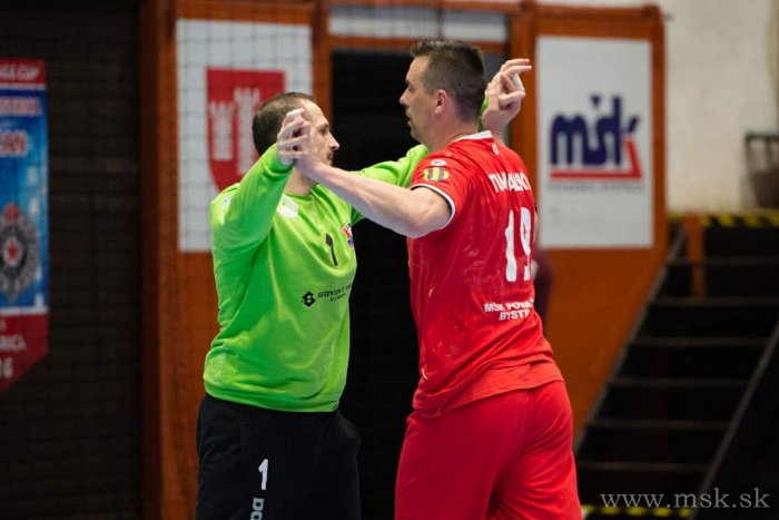 Ilustračný obrázok k článku Nečakané problémy považskobystrických hádzanárov: Vypadli tri opory