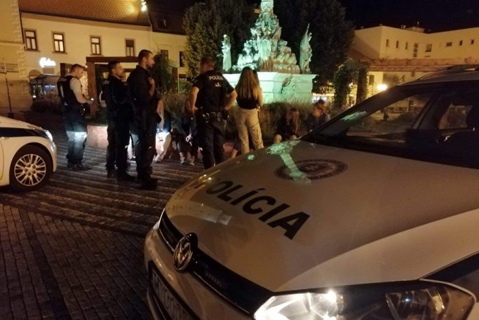 Ilustračný obrázok k článku Polícia v Humennom kontrolovala podniky: Zistila viacero porušení