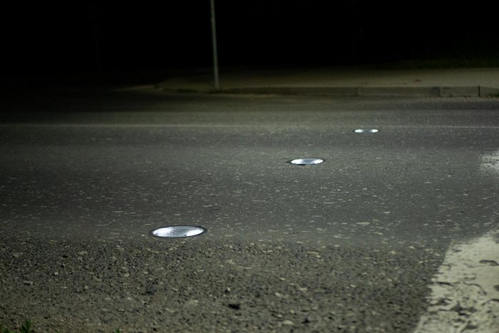 Ilustračný obrázok k článku Sedem z 19 priechodov prešlo úpravami, bezpečnosť chodcov sa zvýšila