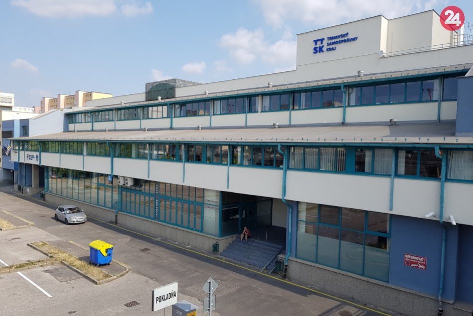 Ilustračný obrázok k článku Nová právomoc: Dotácie bude môcť rozdeľovať aj každý krajský poslanec