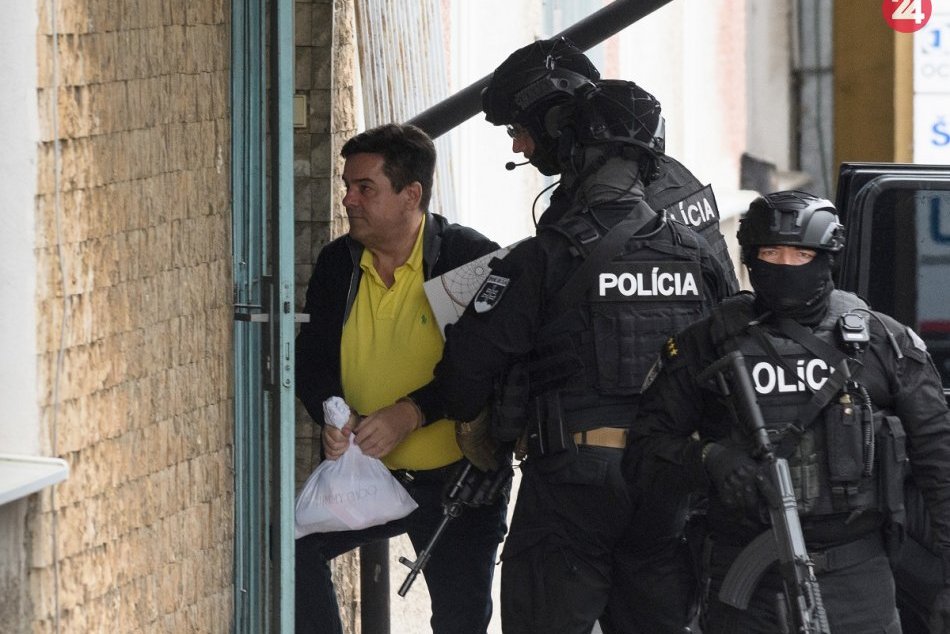 Ilustračný obrázok k článku SVET O SLOVENSKU: Mal Kočner politikov na povel?