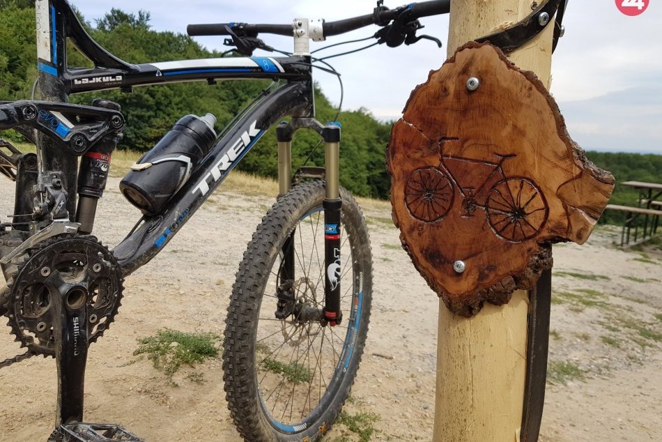 Ilustračný obrázok k článku Jednoduchý, funkčný a vkusný: Na Kamzíku pribudol nový cyklostojan