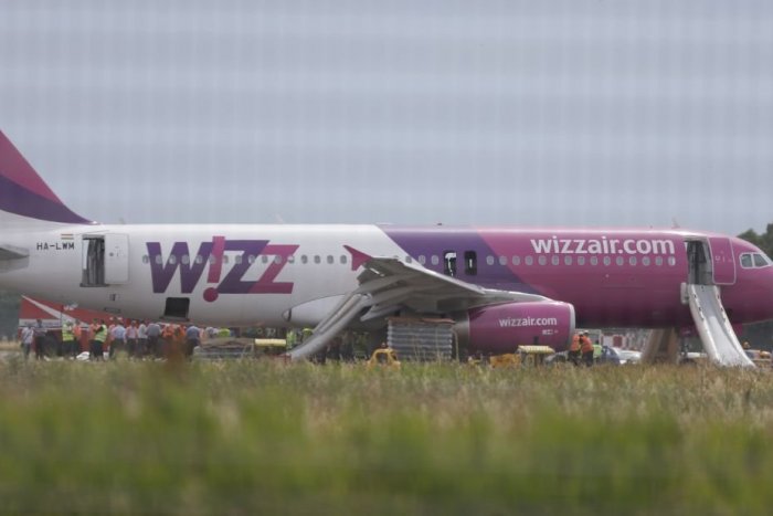 Ilustračný obrázok k článku Dráma na palube Airbusu: Pasažier sa pokúšal dostať do kokpitu