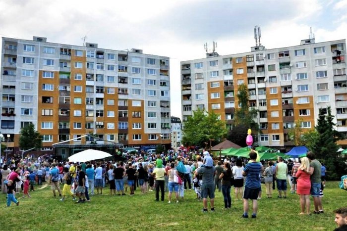 Ilustračný obrázok k článku Rozkvet hostí slávnosti: Ožije kaplnka a tiež areál pod ňou, PROGRAM