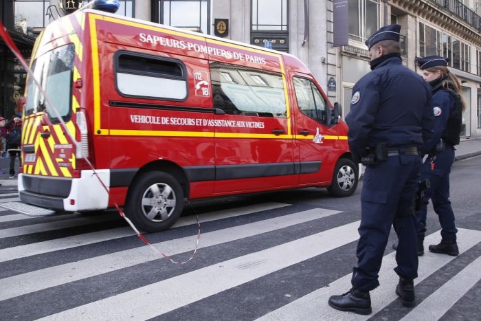 Ilustračný obrázok k článku Pridlhé čakanie na sendvič sa skončilo tragicky: Zákazník zastrelil čašníka