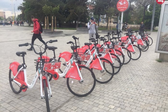 Ilustračný obrázok k článku Zdieľaná doprava v Košiciach a iných mestách na východe má za sebou úspešnú sezónu