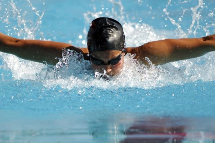 Ilustračný obrázok k článku Pohyb, najmä vo vode, prospieva v každom veku