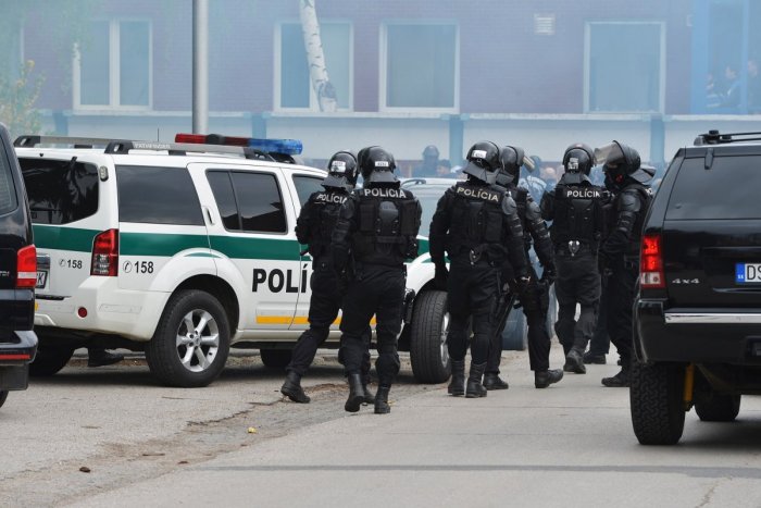 Ilustračný obrázok k článku Od stredy bude v uliciach Starého Mesta viac policajtov aj dopravné obmedzenia