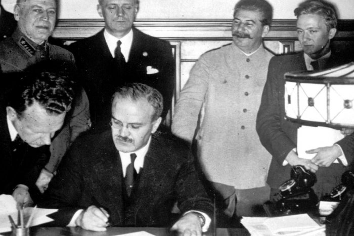 Ilustračný obrázok k článku RANNÁ ŠTVORKA: Pripomíname si Európsky deň obetí stalinizmu a nacizmu