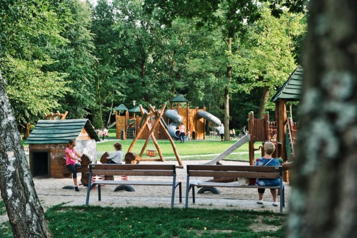 Ilustračný obrázok k článku Novinky v žilinskom lesoparku: Pribudla škola v prírode i petang