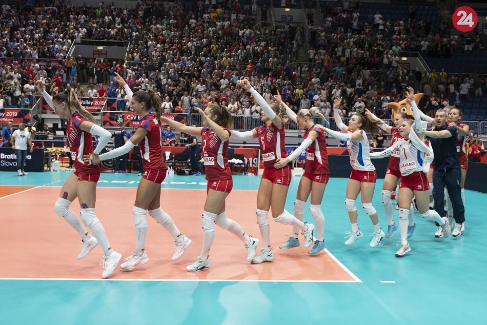 Ilustračný obrázok k článku Historický postup slovenských volejbalistiek: Herelová ďakovala divákom