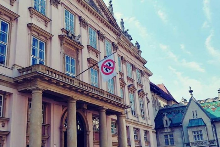 Ilustračný obrázok k článku Hlásime sa k odkazu SNP a antifašistickej tradícii, tvrdí M. Vallo