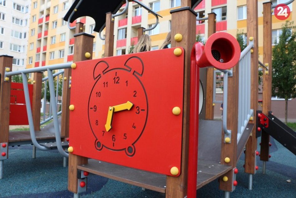 Ilustračný obrázok k článku Nová tvár žiarskeho sídliska: Práce medzi panelákmi definitívne ukončili