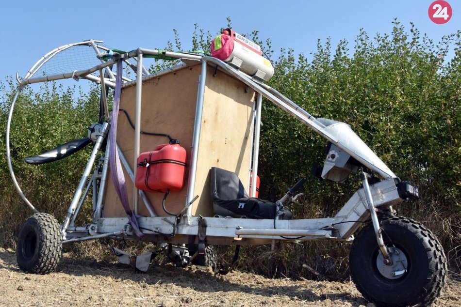 Ilustračný obrázok k článku SVET O SLOVENSKU: Zostrojil si lietajúci stroj a preletel hranice