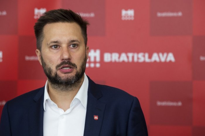 Ilustračný obrázok k článku Primátor Vallo o zvýšenej rýchlosti na D1: Koniec MHD na obchvate?