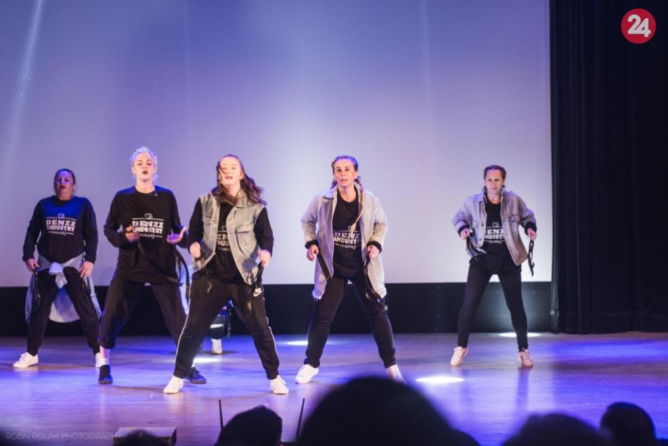 Ilustračný obrázok k článku Hip hop učaroval aj spišskonovoveským mamám: ROZHOVOR s ich trénerkou