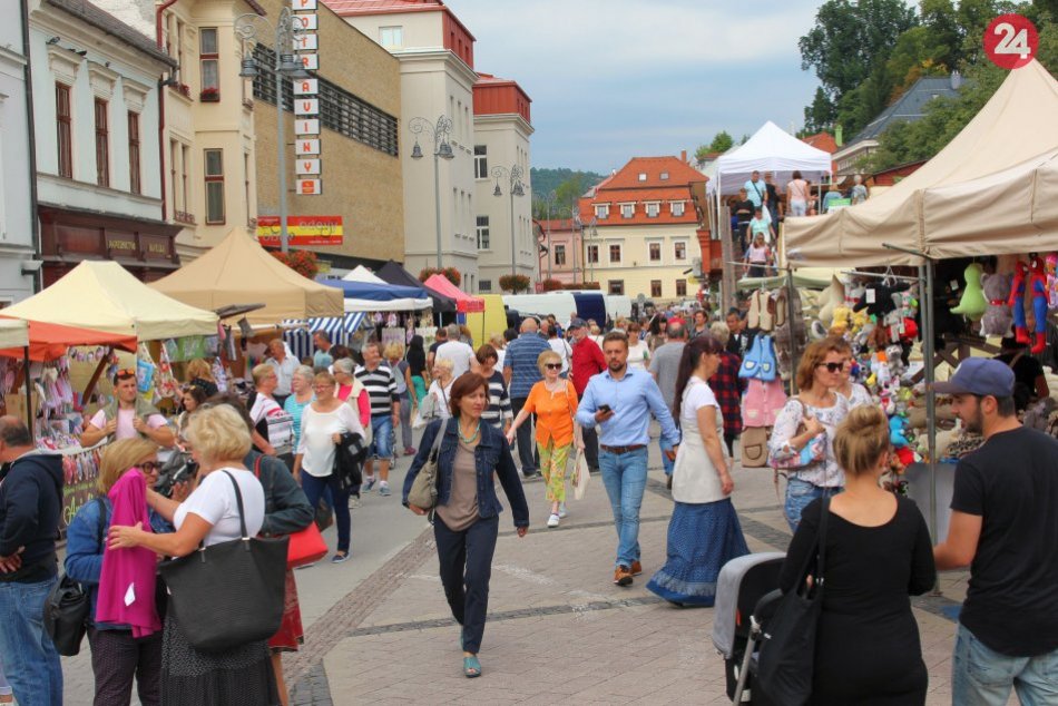 Ilustračný obrázok k článku TIPY na víkendové akcie v Bystrici: Medzi lákadlami sú JARMOK aj stretnutie ZBERATEĽOV
