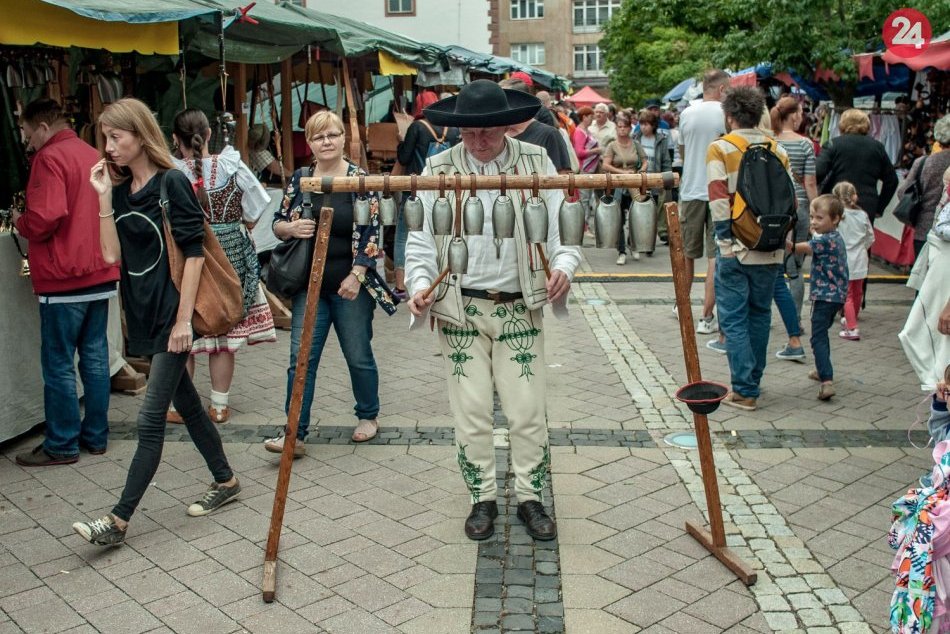 Ilustračný obrázok k článku Nad Radvanským jarmokom visí otáznik: Dočkáme sa alebo nie?