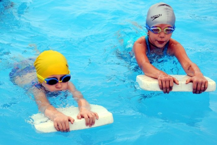 Ilustračný obrázok k článku Zmena plánu so žiarskou plavárňou: Zatvorená bude dlhšie, než sa počítalo