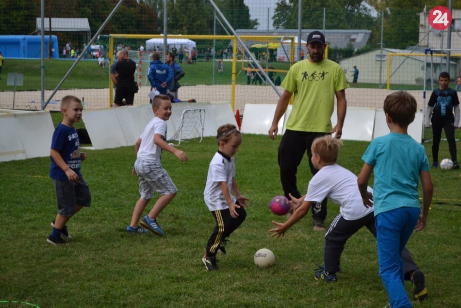 Ilustračný obrázok k článku Víkend sa niesol v športovom duchu: Na Deň športu prišli stovky návštevníkov, FOTO