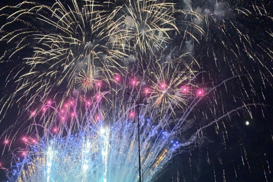 Ilustračný obrázok k článku V Krompachoch zrušili silvestrovský ohňostroj: Peniaze pôjdu na pomoc Prešovu