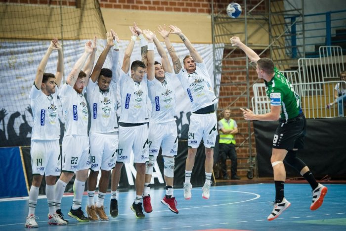 Ilustračný obrázok k článku Po nešťastnej prehre tentoraz tri body: V Seha lige Hádzanári Tatrana vyhrali u súpera