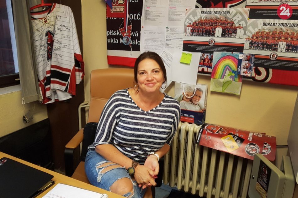 Ilustračný obrázok k článku Ženy k hokeju patria: Prezidentka trnavských Gladiátorov má jasnú víziu