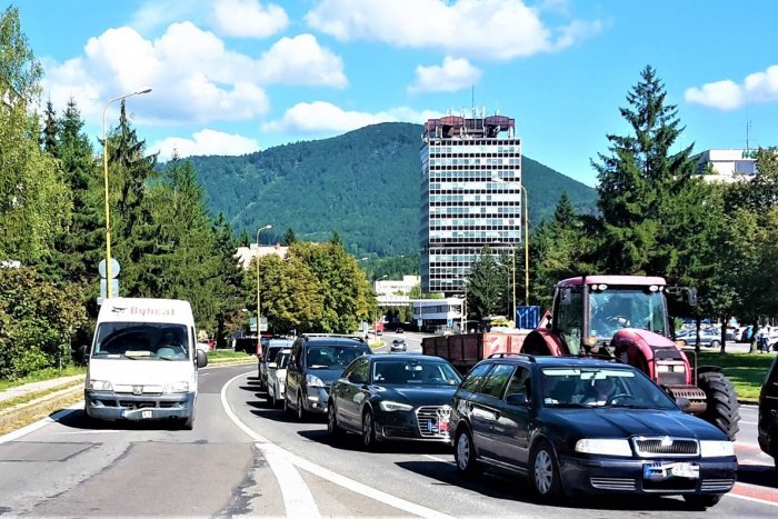 Ilustračný obrázok k článku Utorkový dopravný kolaps v Považskej: Čo na to kompetentní? VIDEO a FOTO