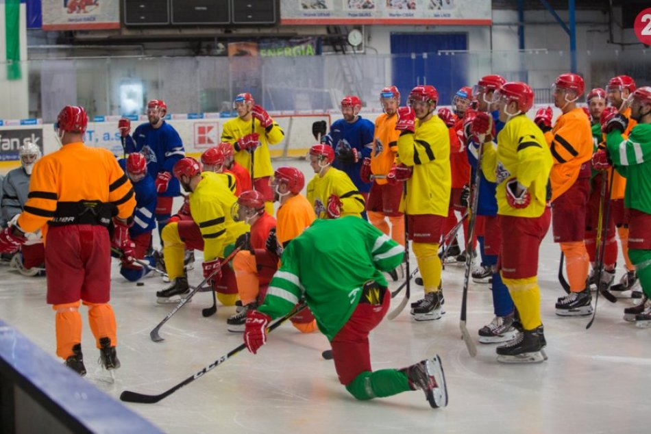 Ilustračný obrázok k článku Nová hokejová sezóna klope na dvere: Známe je meno kapitána Liptákov