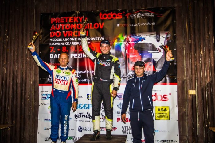 Ilustračný obrázok k článku TOTO sa podarilo: L Racing druhýkrát po sebe absolútny Majster Slovenska do vrchu!
