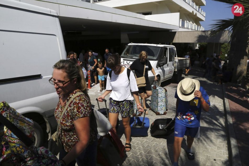 Ilustračný obrázok k článku Výbuchy na Severnom Cypre: Slovákov chcú dostať čo najrýchlejšie domov