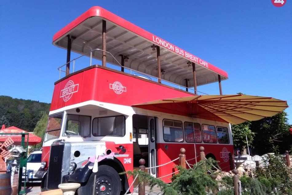 Ilustračný obrázok k článku Na Slovensko priviezli londýnsky doublebldecker: Vznikla z neho unikátna kaviareň