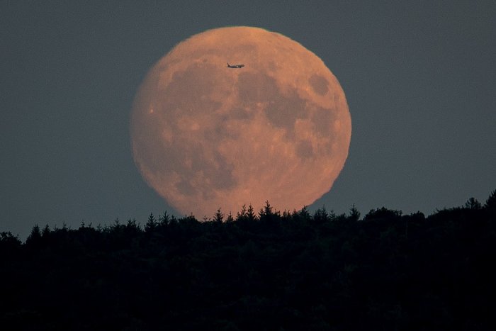 Ilustračný obrázok k článku RANNÁ ŠTVORKA: V nedeľu bude prevažne slnečno s teplotami do 25 °C, meniny má Jolana