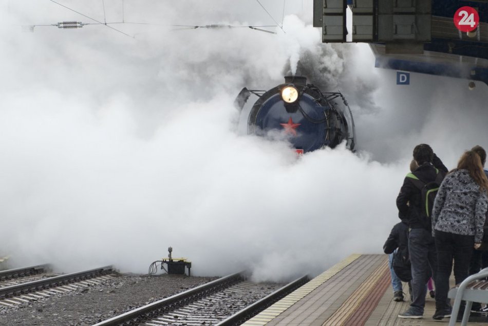 Ilustračný obrázok k článku Toto si nenechajte ujsť: Do Zvolena príde parný vlak s unikátnym rušňom Albatros