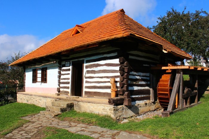 Ilustračný obrázok k článku Toto ste o ňom vedeli? Prečítajte si zaujímavosti o vodnom mlyne z Vyšnej Jablonky