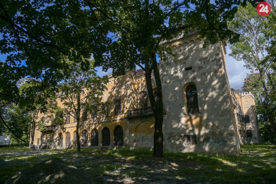 Ilustračný obrázok k článku Dominanta a hlavný symbol Radvane: Viete, aké tajomstvá ukrýva Kaštieľ Radvanských?