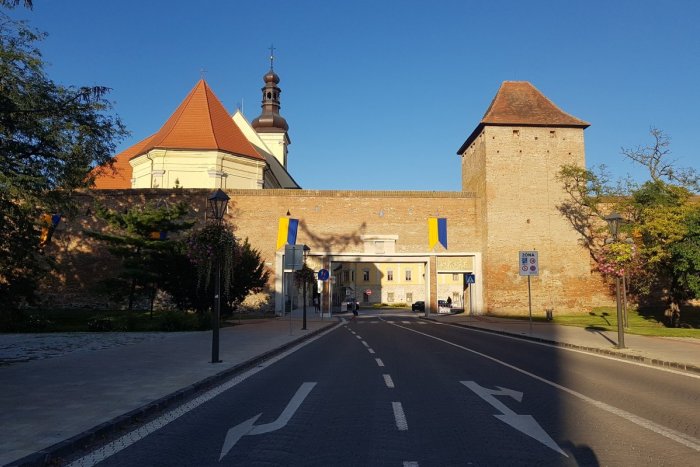 Ilustračný obrázok k článku Radlinského úplne uzavrú: Premení sa na oddychovú zónu a detské dopravné ihrisko