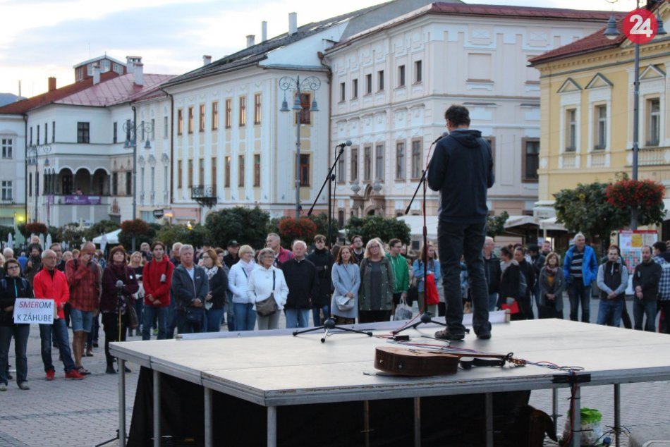 Ilustračný obrázok k článku V Bystrici nakoniec protest Za spravodlivé Slovensko nebude. Organizátori ho zrušili